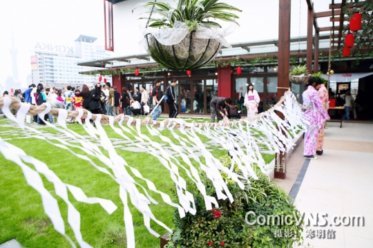 ͨ��չ�ݵĳ����������ڻ����Ĳ�ƺ CVͨѶ����� ��������